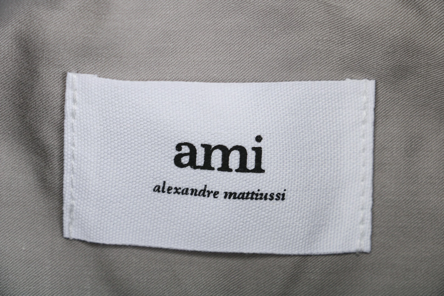 Ami Tonal Heart Embroidery Shirt10.jpeg