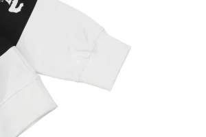 BBry Equestrian Knight Stripe Panel Sweatshirt4.jpeg