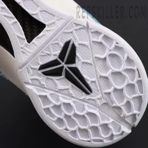 Caitlin Clark x Zoom Kobe 6 Protro 'Light Armory Blue'2