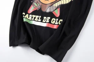 Glo Gang Cartel de Glo Graphic T-Shirt4