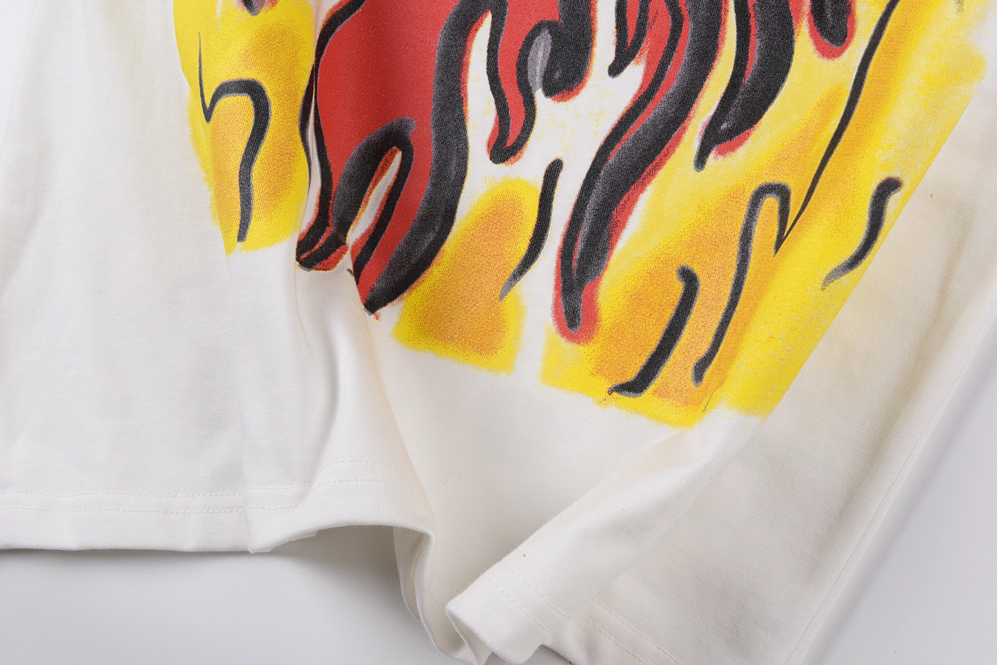 Glo Gang Kool Illustrated Sun Graphic T-Shirt8