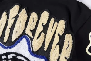 Glo Gang Skull Graphic Zip-Up Hoodie1