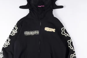 Glo Gang Skull Graphic Zip-Up Hoodie4