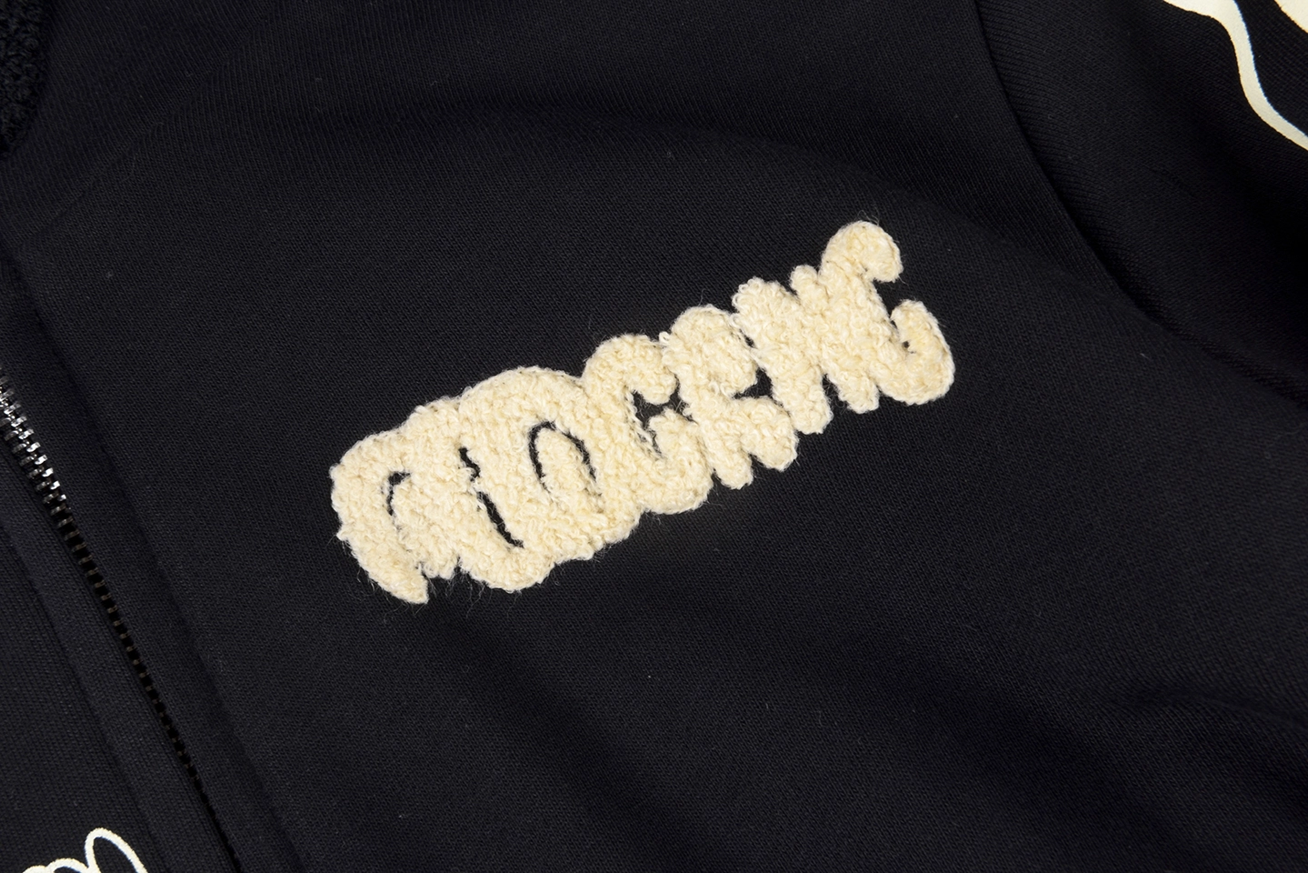 Glo Gang Skull Graphic Zip-Up Hoodie5