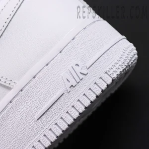 Nike Air Force 1 ’07 ‘Triple White’27