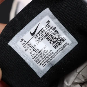 Nike SB x Air Max 95 ‘Cactus Flower’ size tag close-up with product code HF7545-100 and sizing details.