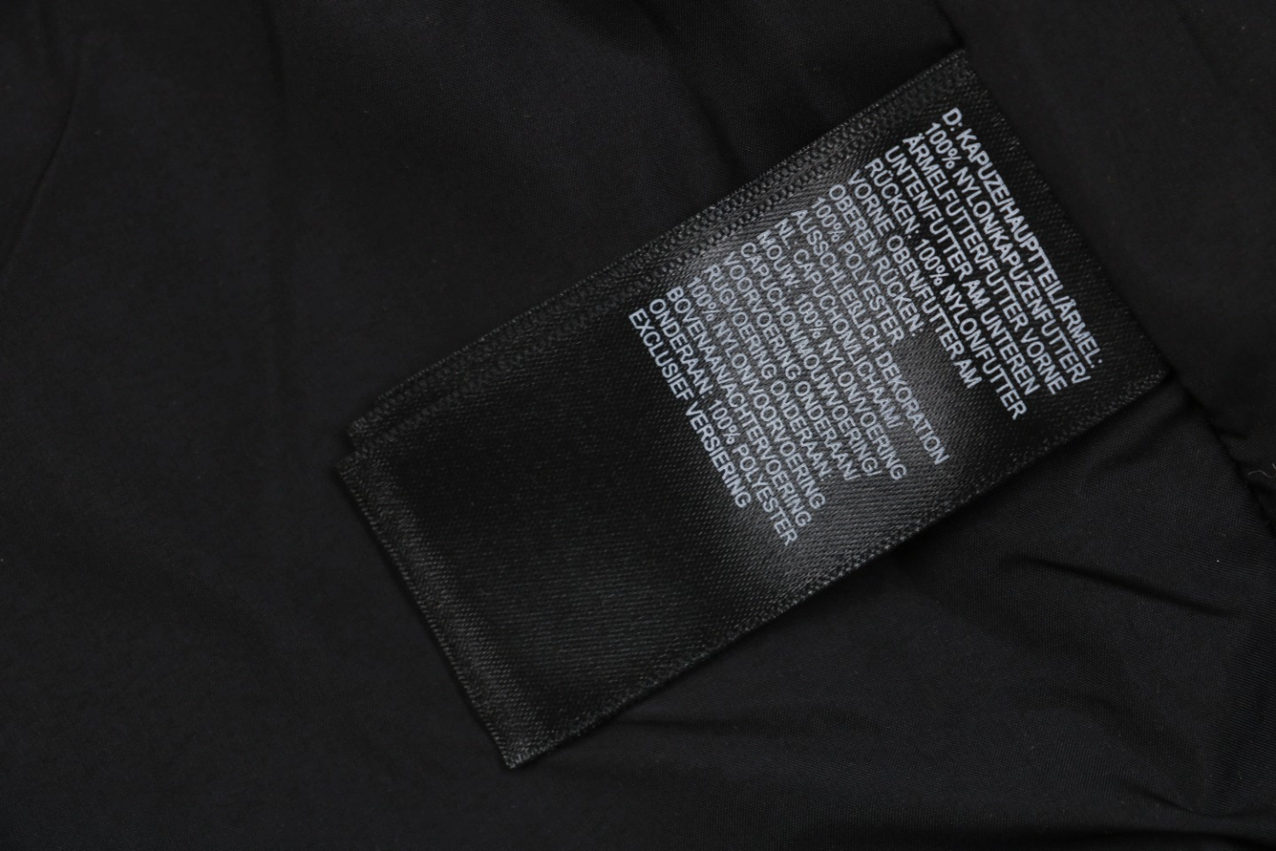 Sup x TNF Statue of Liberty Hooded Expedition Jacket Yellow7.jpeg