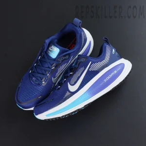 Nike Vomero 18 ‘Blue Void Metallic Silver’ top-down layout highlighting structured lacing and mesh design