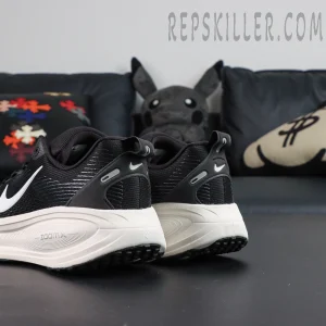 Nike Vomero 18 Extra Wide rear angle showing heel support and ZoomX logo