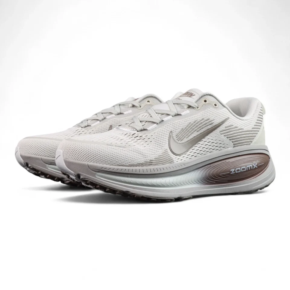 Nike Zoom Vomero 18 ‘Pale Ivory Red Sepia’