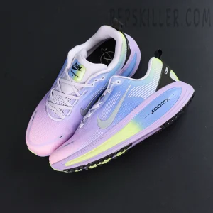 Nike Vomero 18 SE ‘Mood Ring Pack’ top-down layout highlighting gradient upper and silver Swoosh