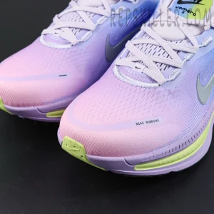 Nike Vomero 18 SE ‘Mood Ring Pack’ toe box macro shot with lavender mesh and Nike Running text