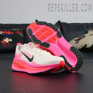 Nike Vomero 18 ‘Sail Hyper Pink’ outsole traction and ZoomX sole unit view