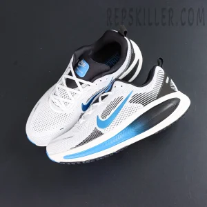 Vomero 18 'White Black Photo Blue'