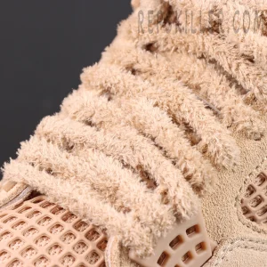 Wmns Jordan 4 Retro 'Cozy Girl'1