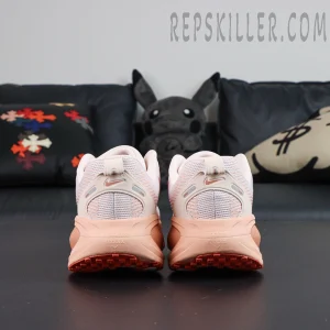 Wmns Vomero 18 'Light Soft Pink' Heels