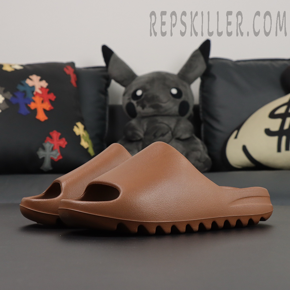 Yeezy Slides ‘Flax’ angled view highlighting slip-on shape