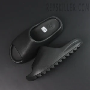 Yeezy Slides 'Onyx' Replica