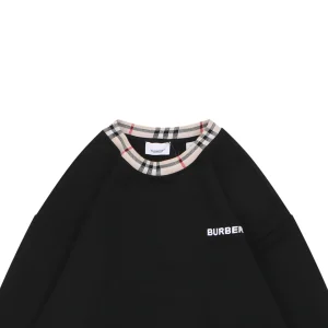 BBry Plaid Collar Logo Embroidered Crewneck Sweatshirt Black