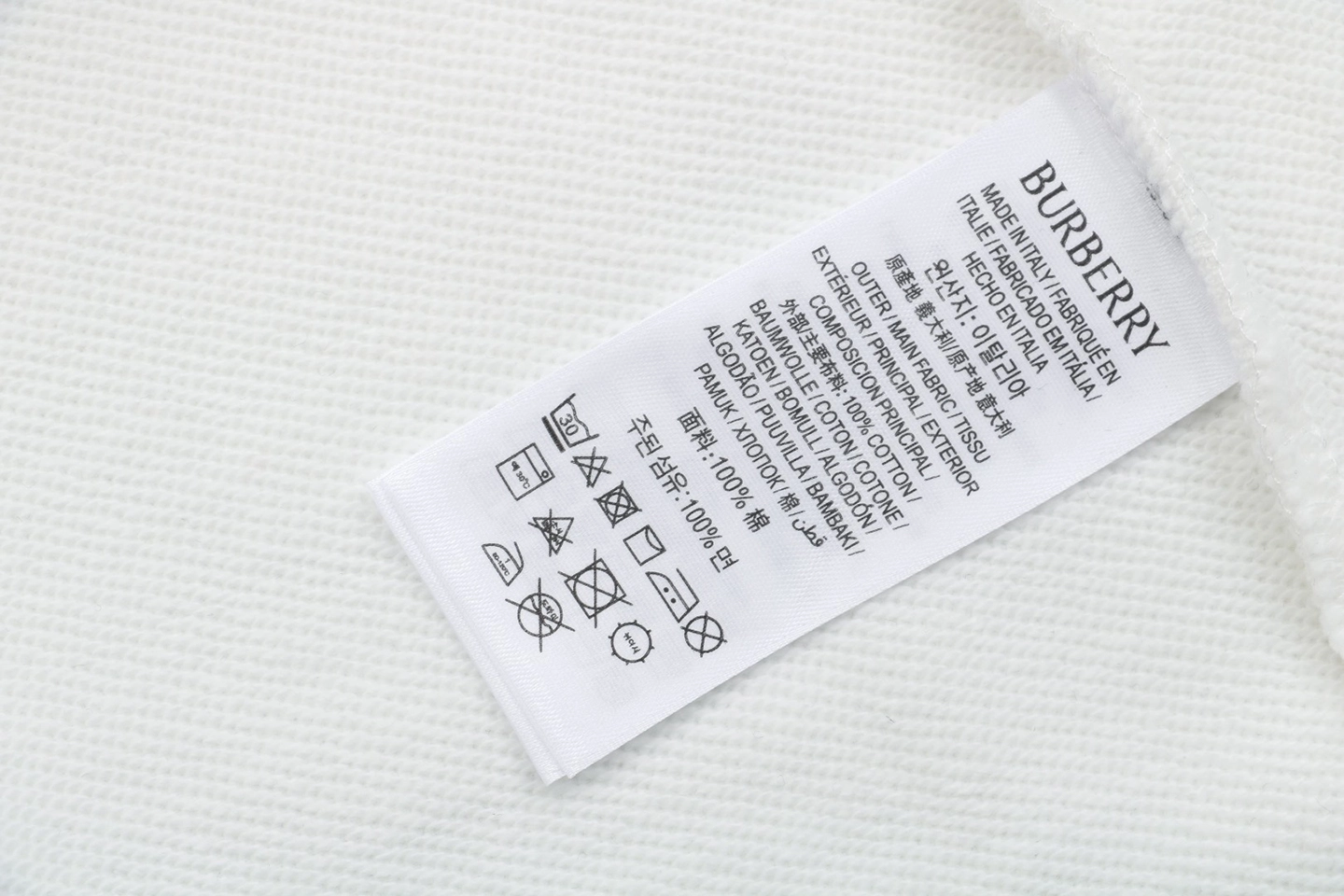 BBry Plaid Collar Logo Embroidered Crewneck Sweatshirt Wash tag