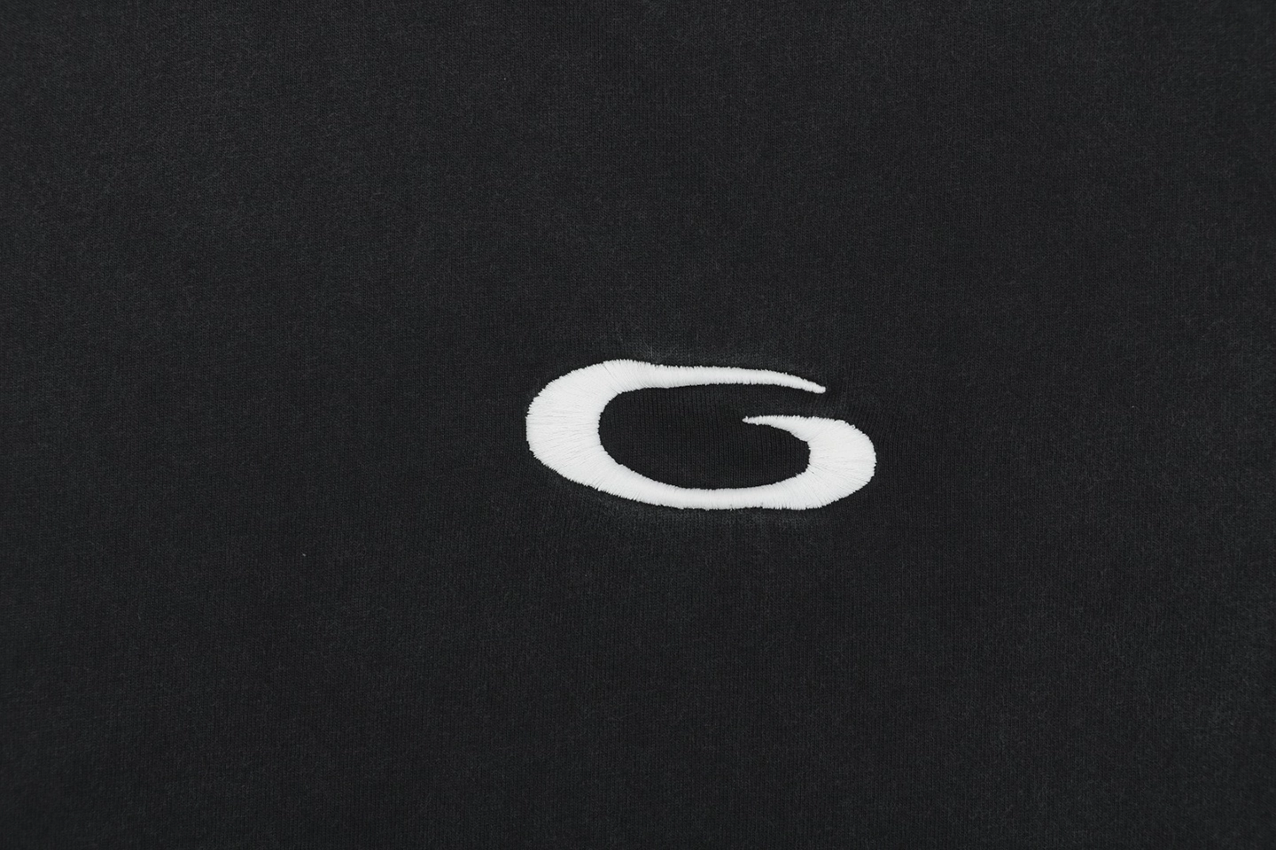 Balenciaga G Logo Arm Tape Print Shirt9.jpeg