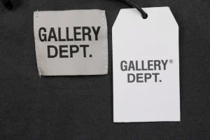 Gallery Dept Skull Surfing Foil Glitter Print Shirt Logo tag