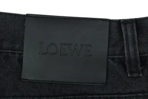 L Black Logo Patch Denim Pants Logo tag