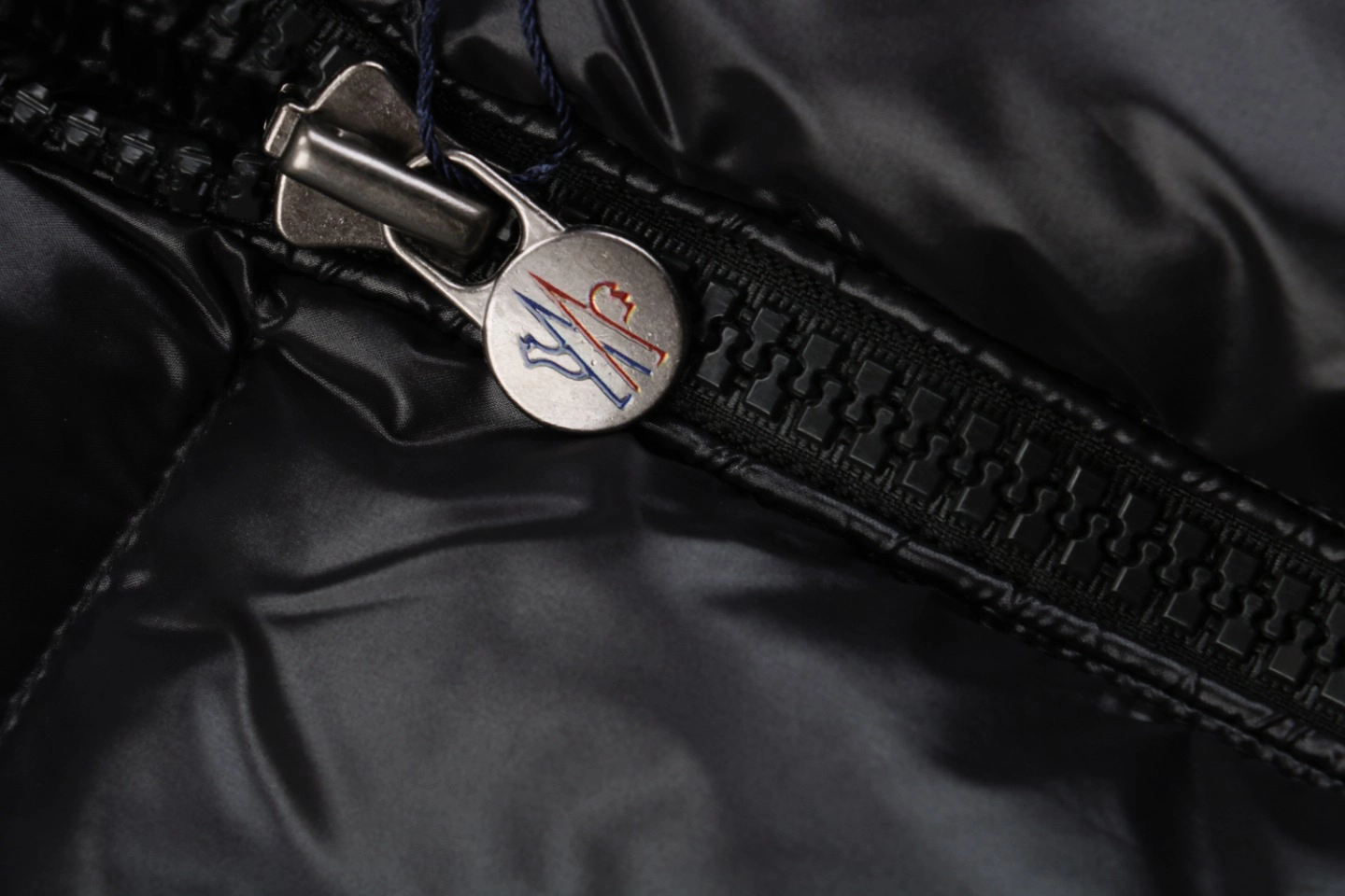 Moncler Maya Down Jacket Black Zipper end