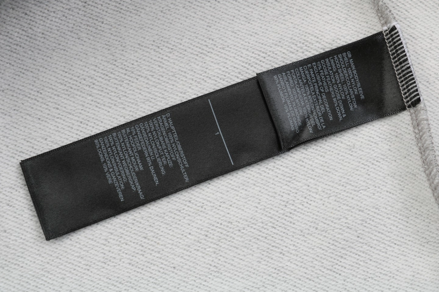 The North Face Logo Box Graphic Crewneck Sweatshirt Grey Wash tag