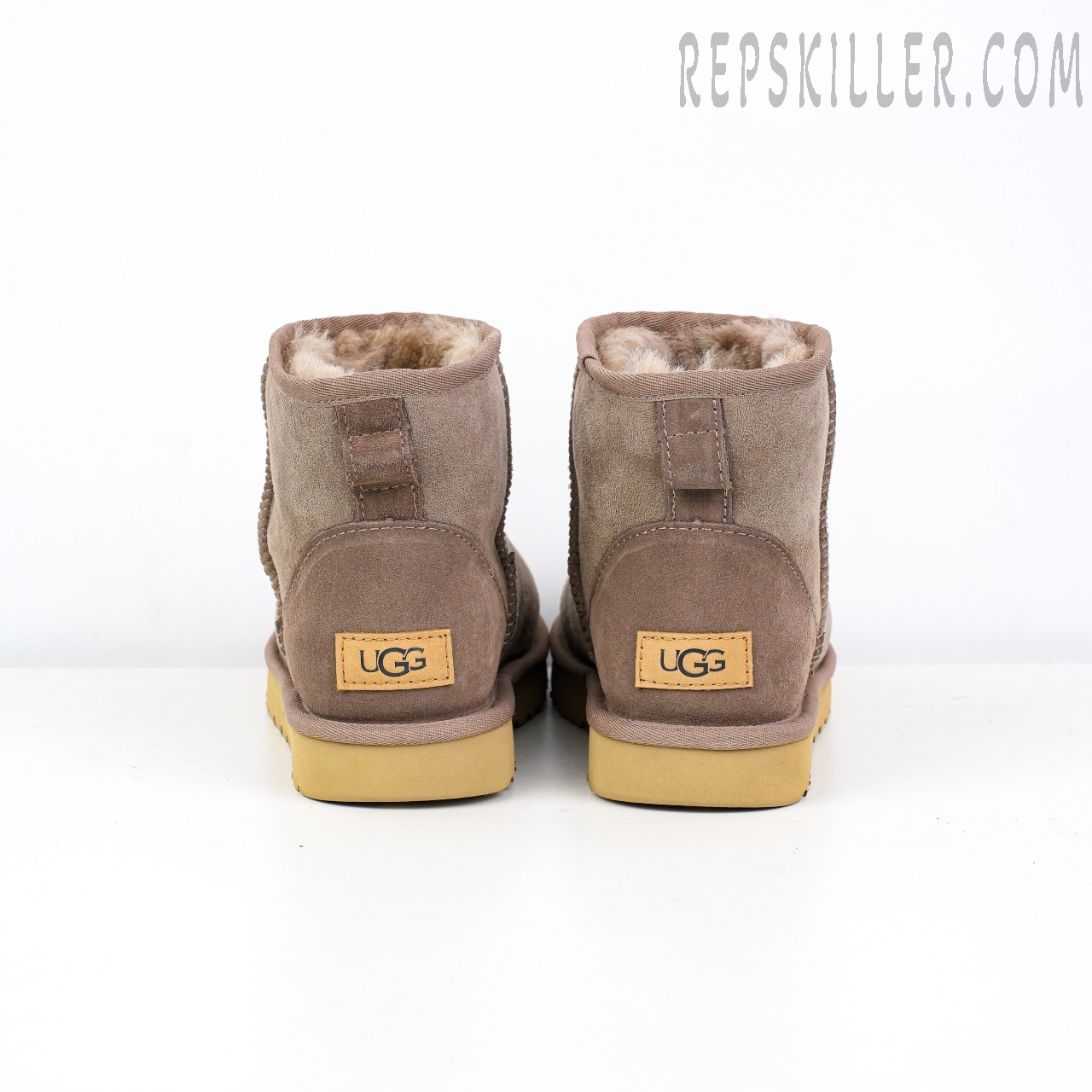 Wmns Classic Mini II Boot 'Caribou' Heels