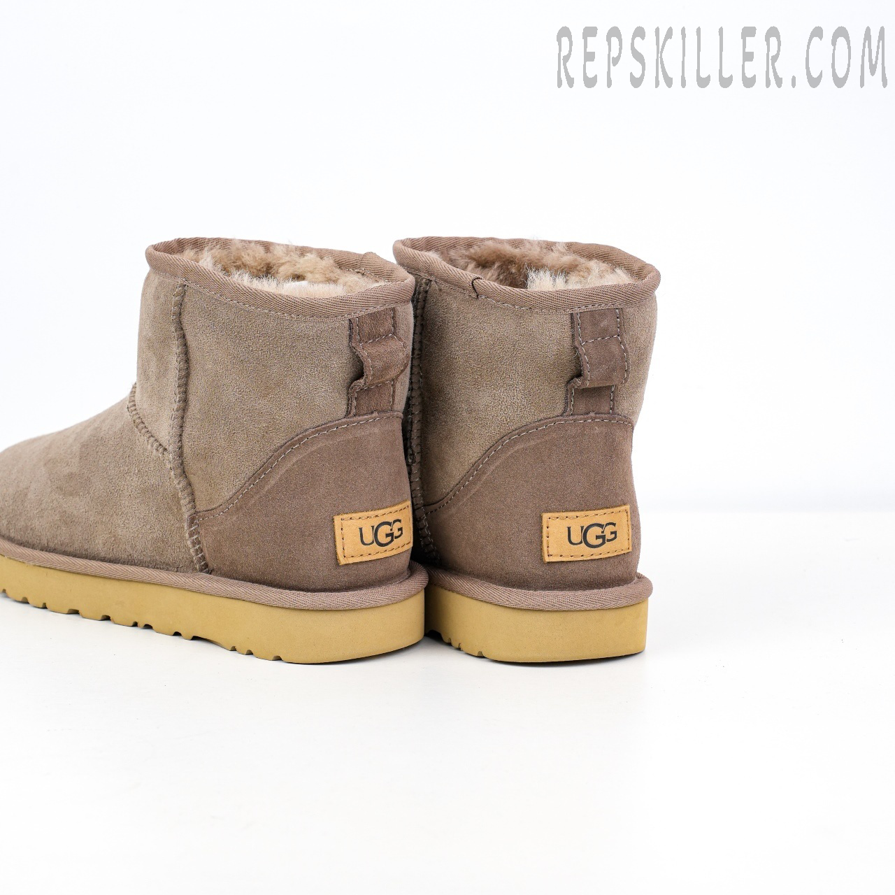 Wmns Classic Mini II Boot 'Caribou' Heels