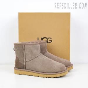 Wmns Classic Mini II Boot 'Caribou'