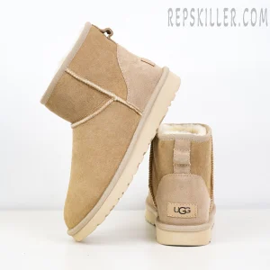 Wmns Classic Mini II Boot 'Sand'