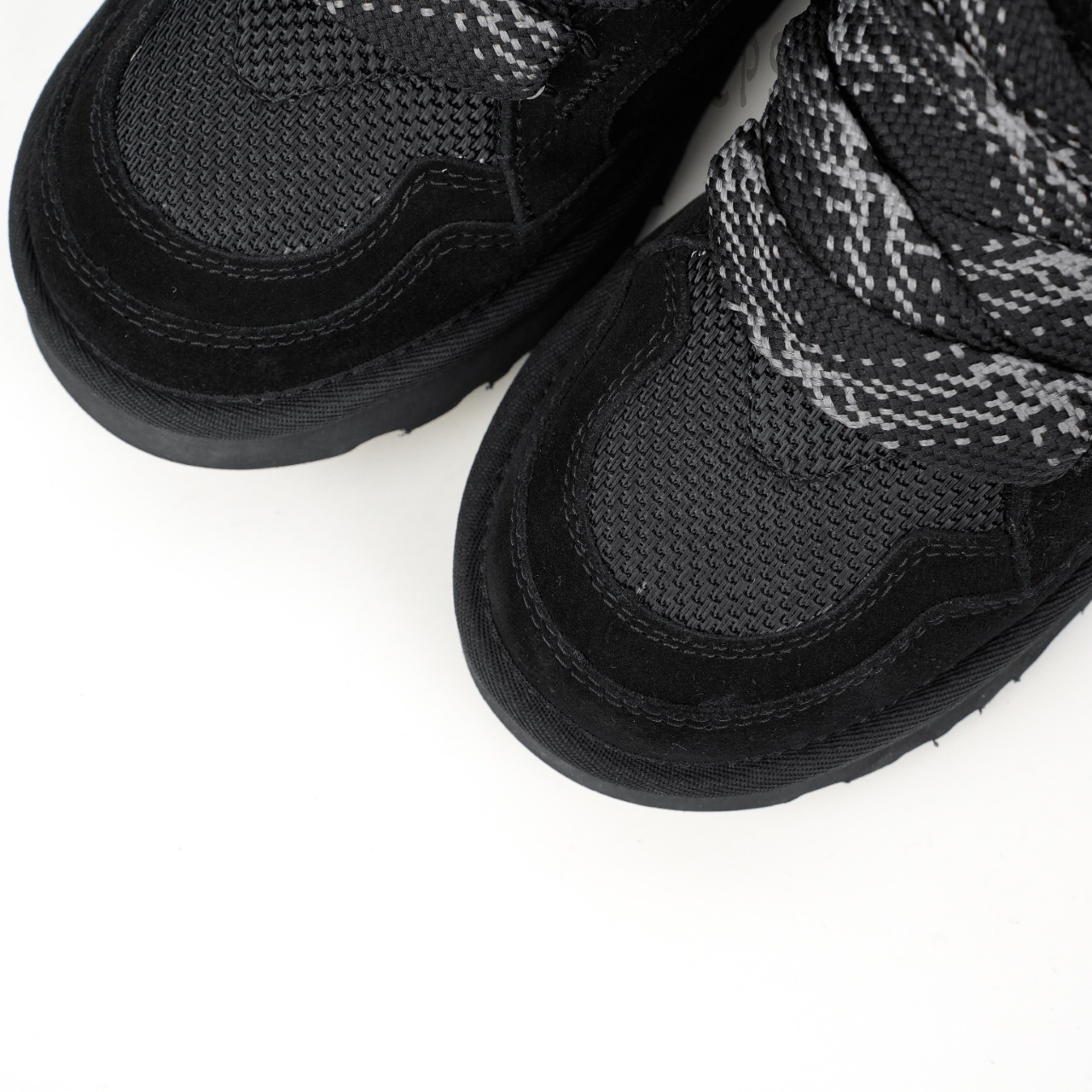 Wmns Lowmel 'Black' Upper