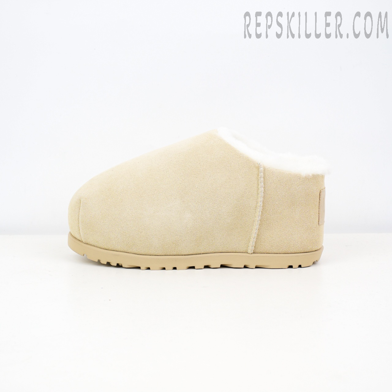Wmns Pumped Slide Beige