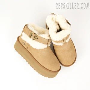 Wmns Ultra Mini Belted Roller Boots