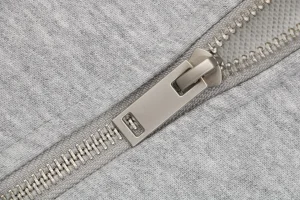 Ami Paris Heart Logo Embroidered Zip-Up Hoodie8.jpeg