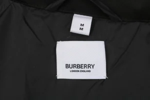 BBry Vintage Check Short Puffer Jacket Brand label