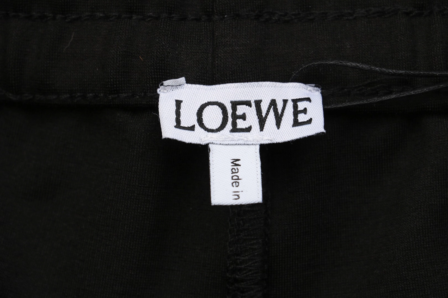 L Anagram Contrast Piping Pants Brand label