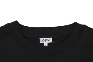 L Anagram Offset Embroidery Crewneck Sweatshirt Black Collar