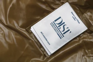 Mxxcler Lipsi Down Vest Black Wash label