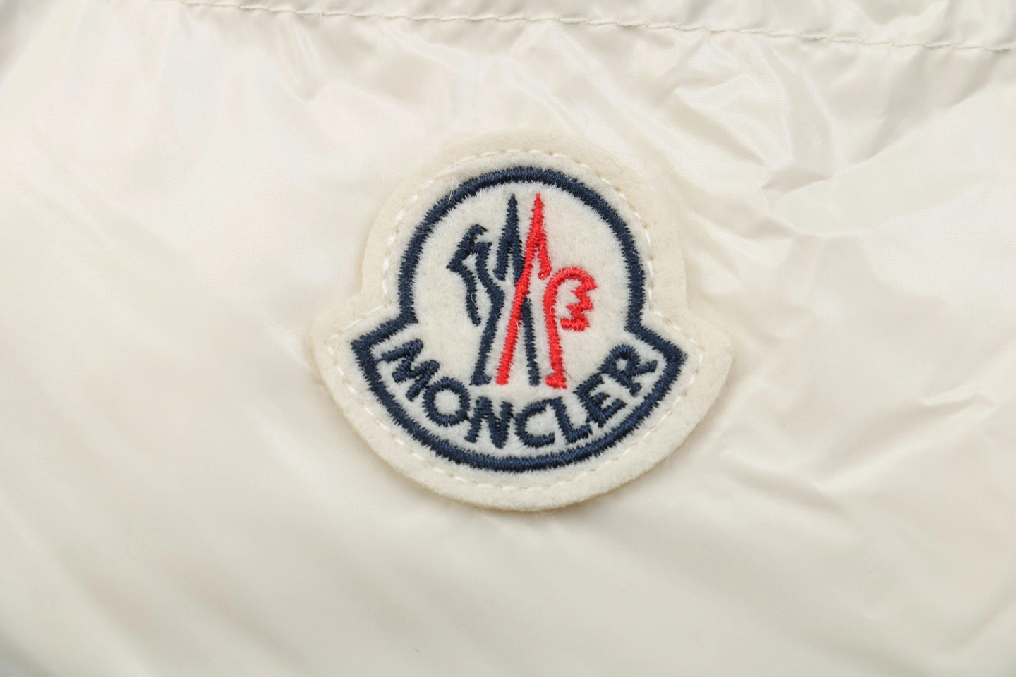 Mxxcler Serfanto Short Puffer Jacket #MS-58 White Brand label