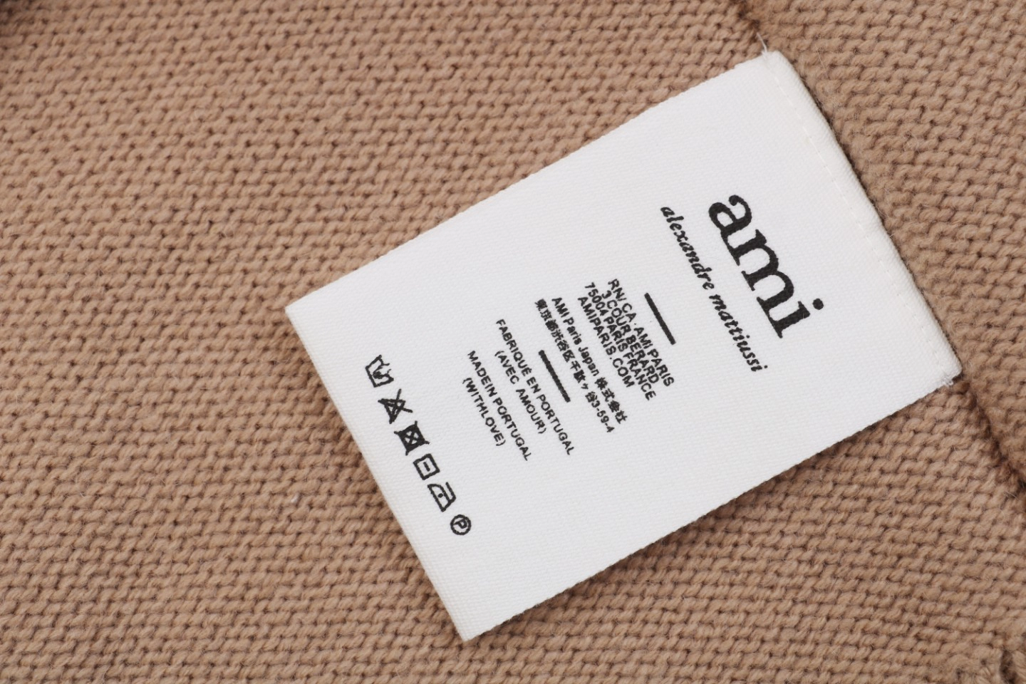 Ami De Cœur Oversized Heart Logo Crewneck Sweater Brown Wash label