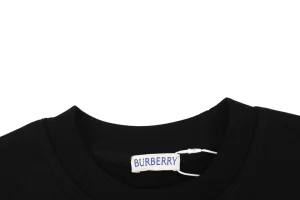 BBry Checkered Knight Graphic Crewneck Sweatshirt Black Collar