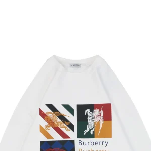 BBry Checkered Knight Graphic Crewneck Sweatshirt White