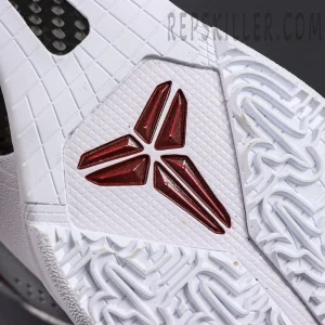Outsole detail of Kobe 5 Protro ‘Lower Merion Aces’ with Kobe logo