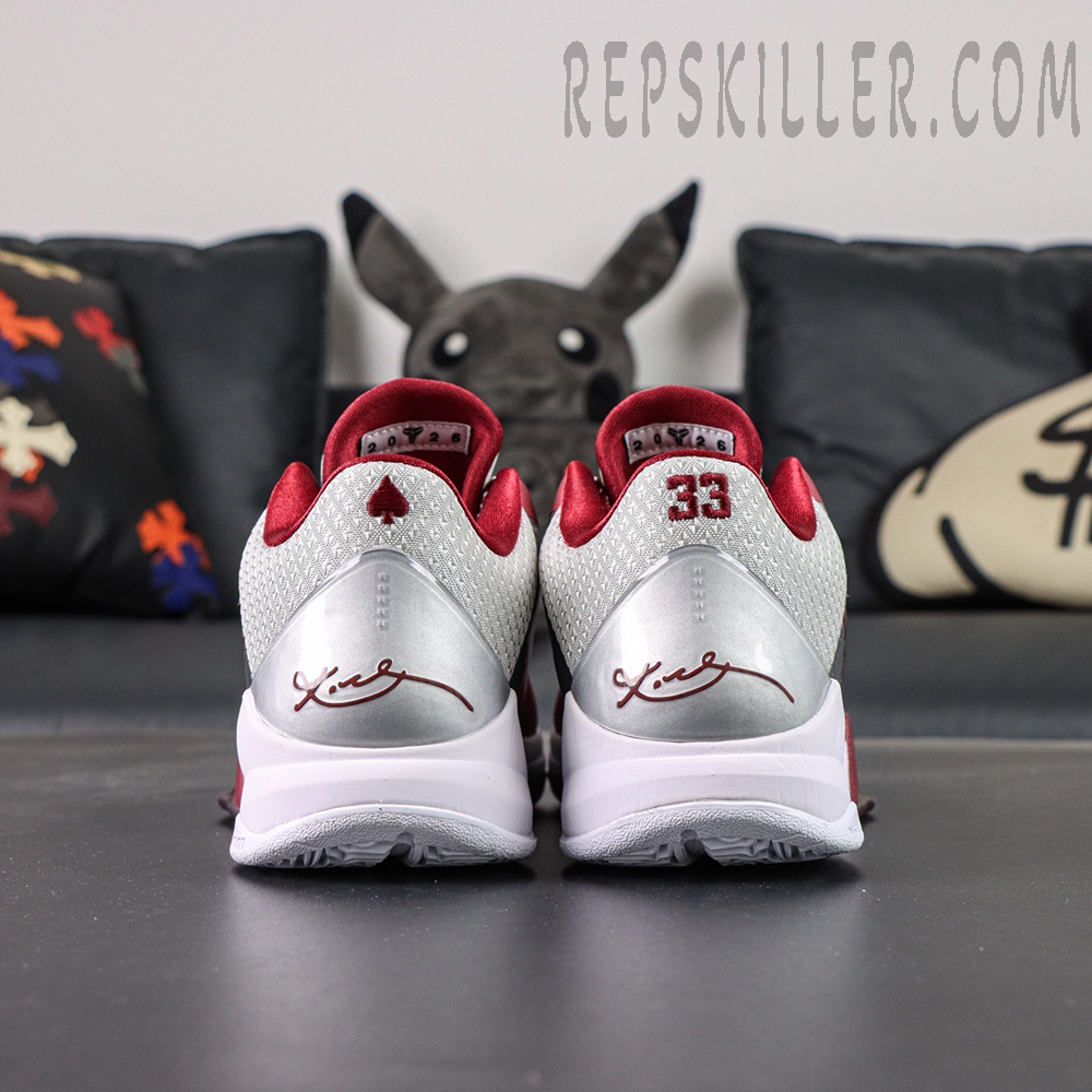 Back heel of Kobe 5 Protro ‘Lower Merion Aces’ with signature and number 33