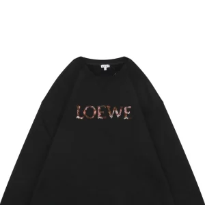 L Gradient Embroidered Logo Crewneck Sweatshirt