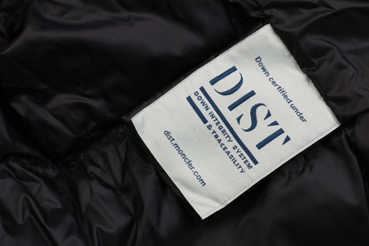 Mxxcler Jayel Triple-Zip Down Jacket Black Wash label