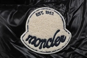 Mxxcler Abbadia Short Quilted Down Jacket #MT-2066 Black Brand label